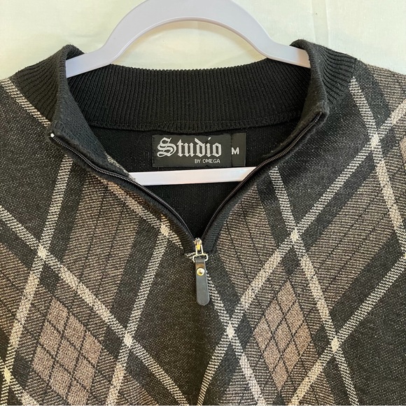 Studio By Omega 1/4 Zip Long Sleeve Pullover Argyle Sweater Size Medium - Picture 4 of 8